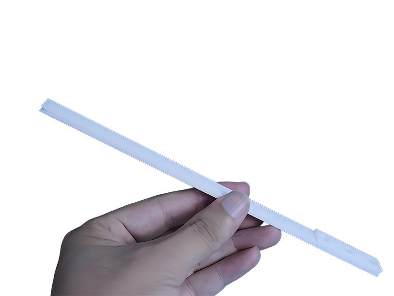 Zirconium, ohrenzirconium Zirconium, ohrenzirconium