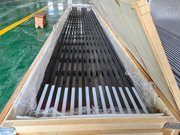 Nitroglyzerin in einer plastik-krug